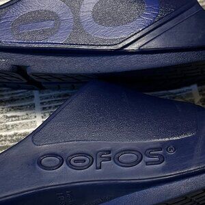 Oofos OOahh Sport Flex Sandal - Women or Men